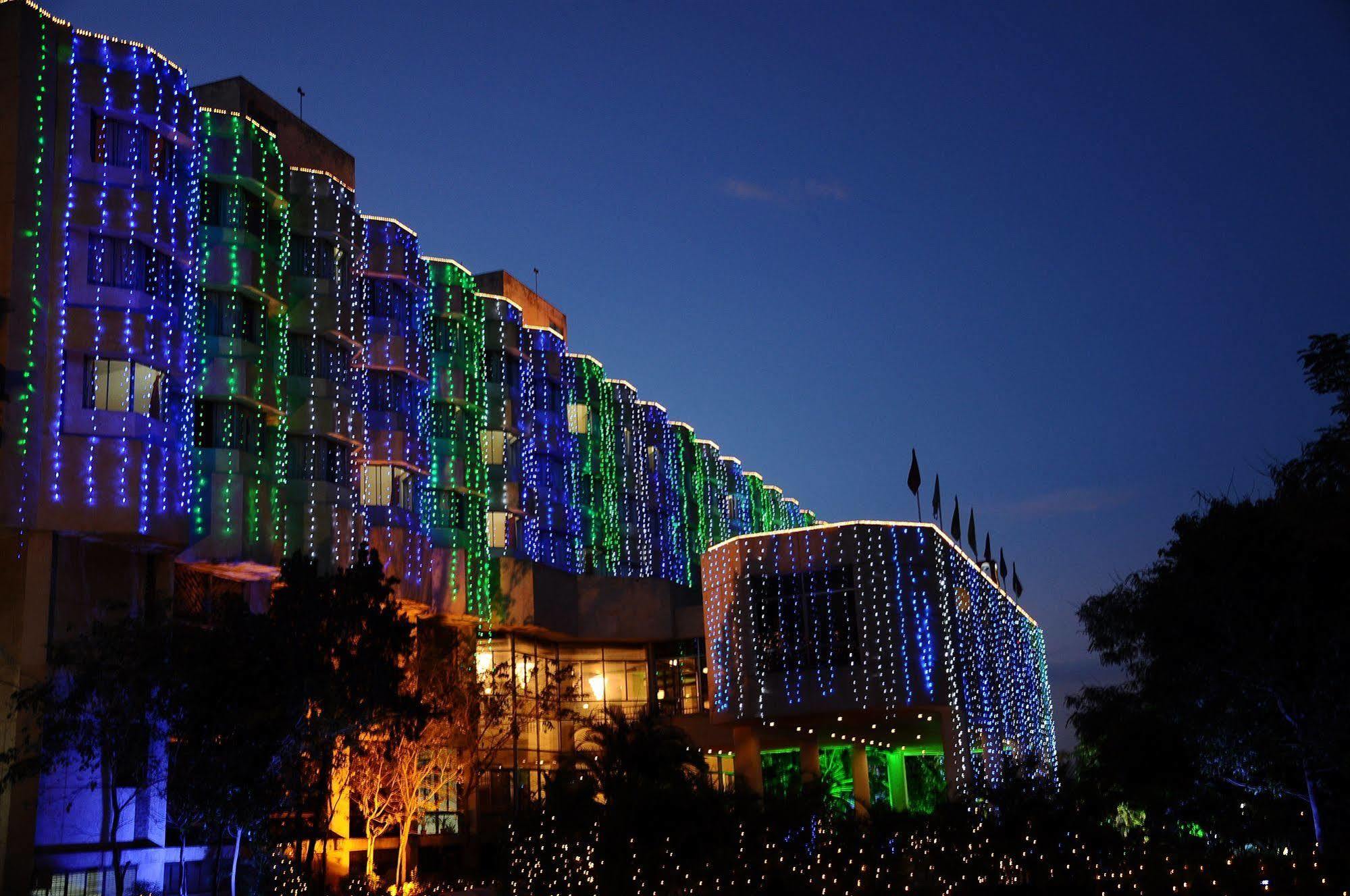 Hotel Paradise - Mysore Dasaprakash Group Eksteriør bilde